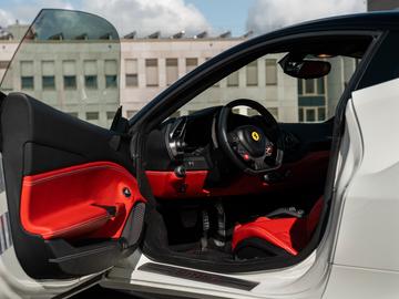 صورة مصغرة 18 لـ 2017 Ferrari 488 GTB