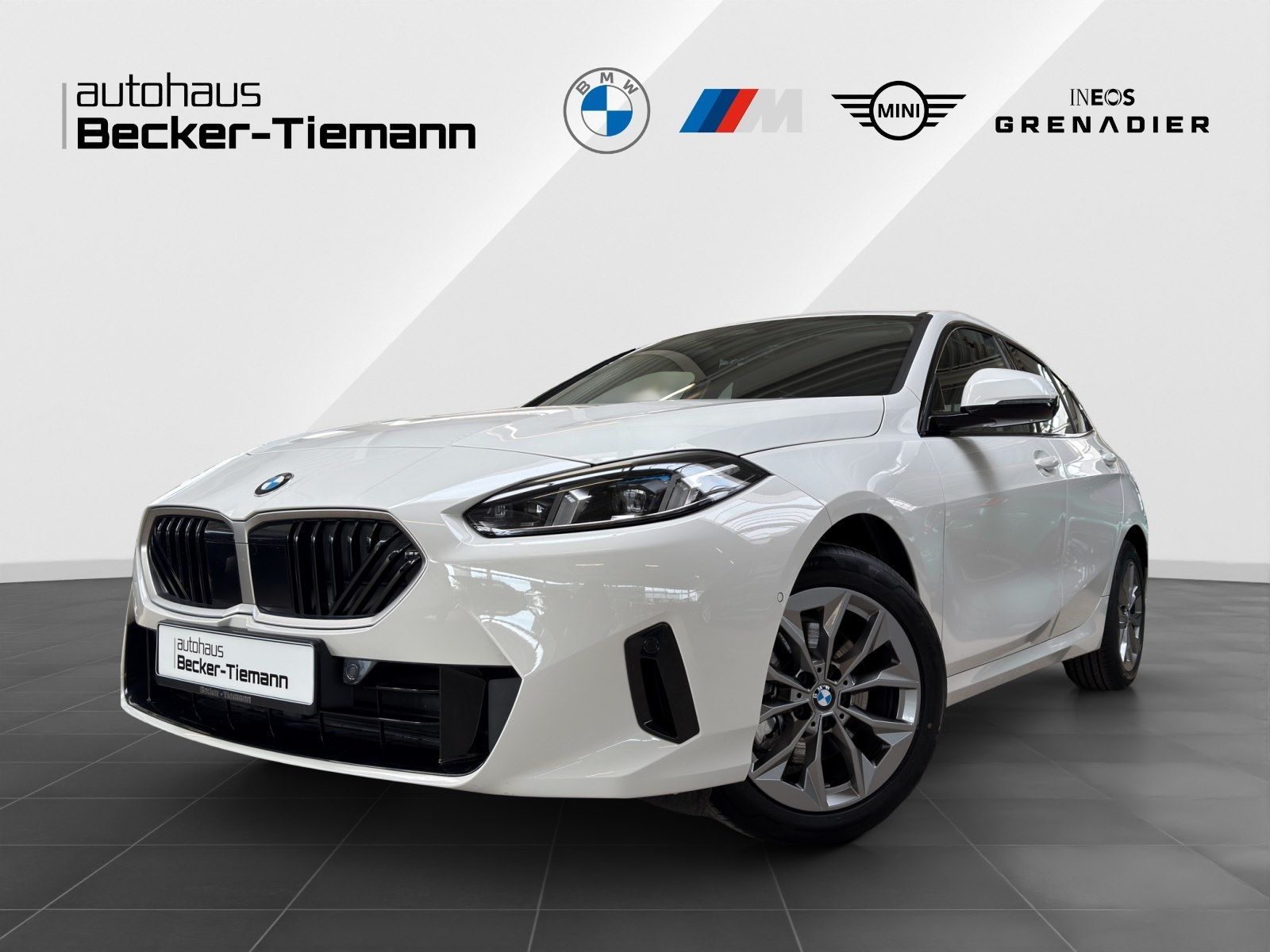 BMW 120 Hatch Premium Paket HiFi/ Driving + Parking 