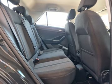 Volkswagen T-Roc - 9