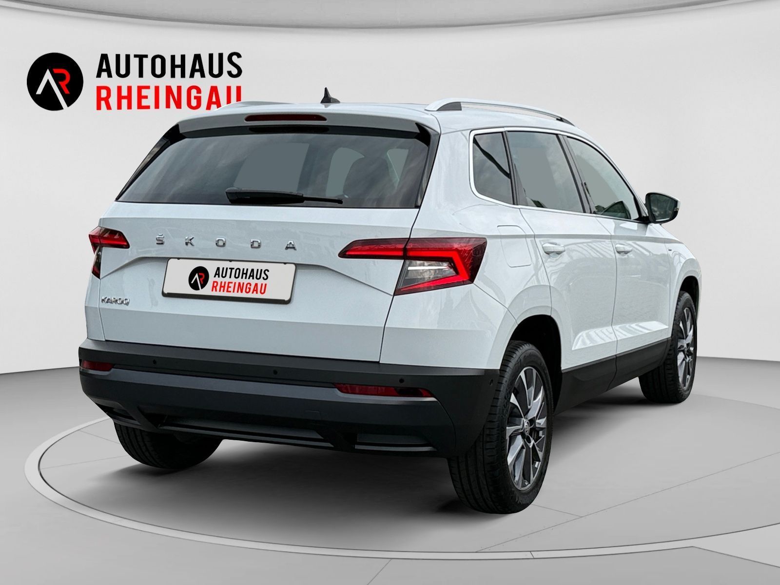 Fahrzeugabbildung SKODA Karoq 2.0 TDI Drive 125 PANO AHK LED