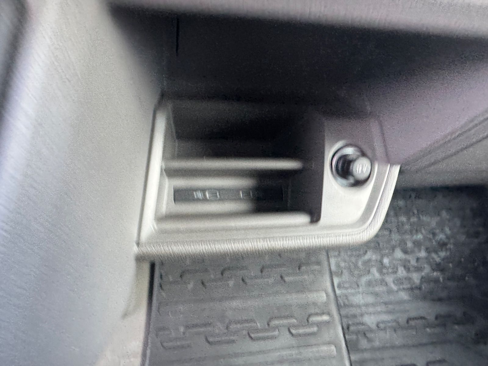 Fahrzeugabbildung Volkswagen Crafter Pritsche 35 lang Garantie 12.2027 Navi