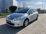 Toyota Auris 2,0-l-D-4D Executive*KLIMAAUT*PDC*AHK* - Toyota Auris: 2.0