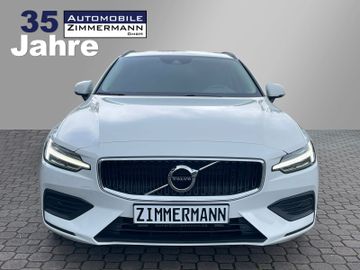 Volvo V60 Kombi Momentum Core*Buisness*CarPlay*1.Hand*