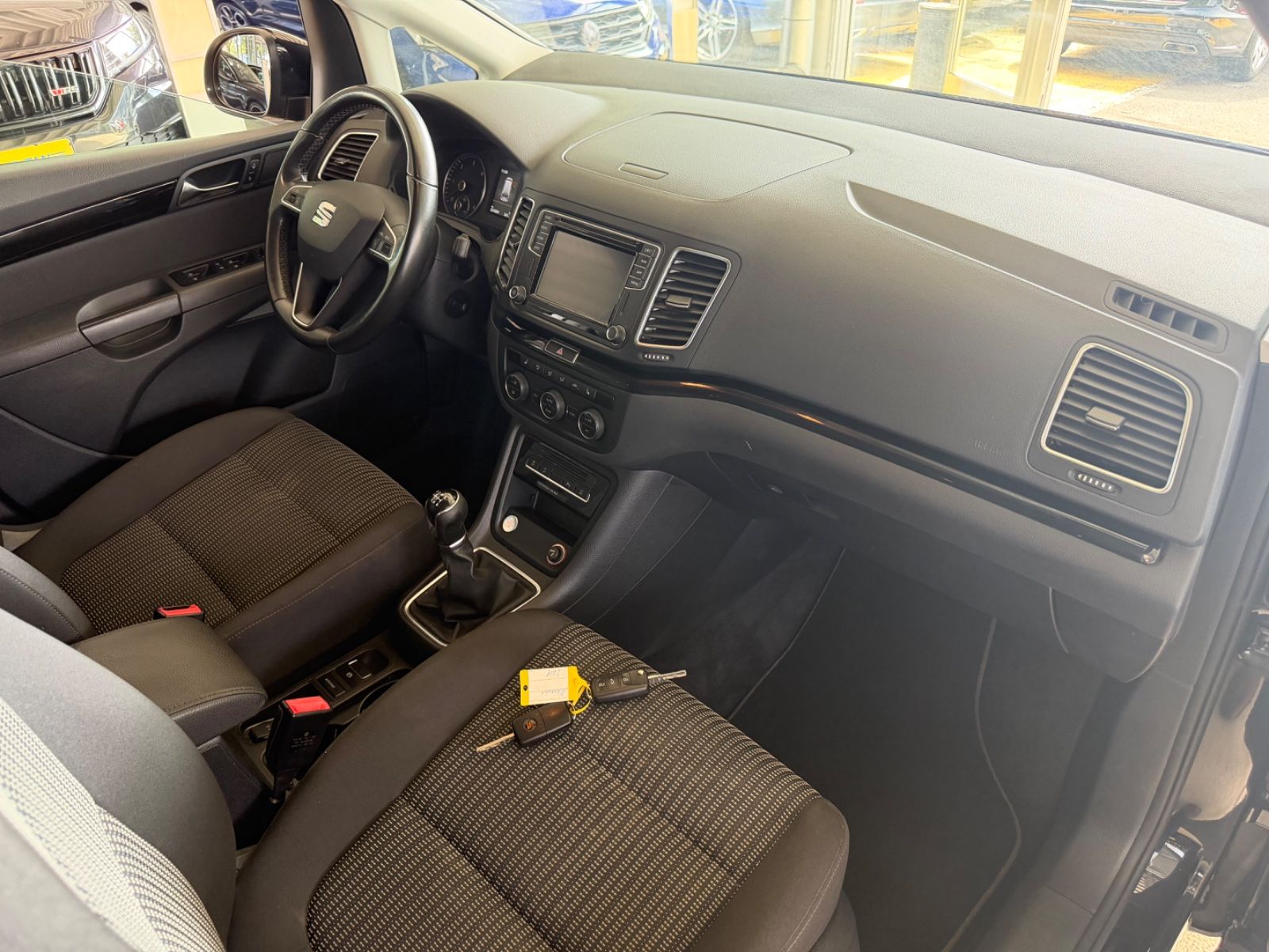Fahrzeugabbildung SEAT Alhambra Style*7 Sitzer* 1.Hand