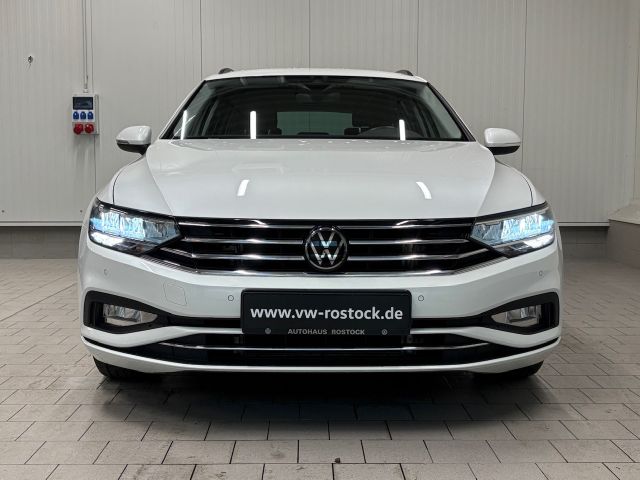 Passat Variant Business 1.5 TSI NAVI RFK LED ACC