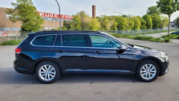 Volkswagen Passat Variant - 8