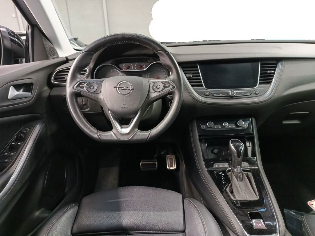 Fahrzeugabbildung Opel Grandland X 1.2T ULTIMATE LEDER/4xSHZ/LHZ/AHK