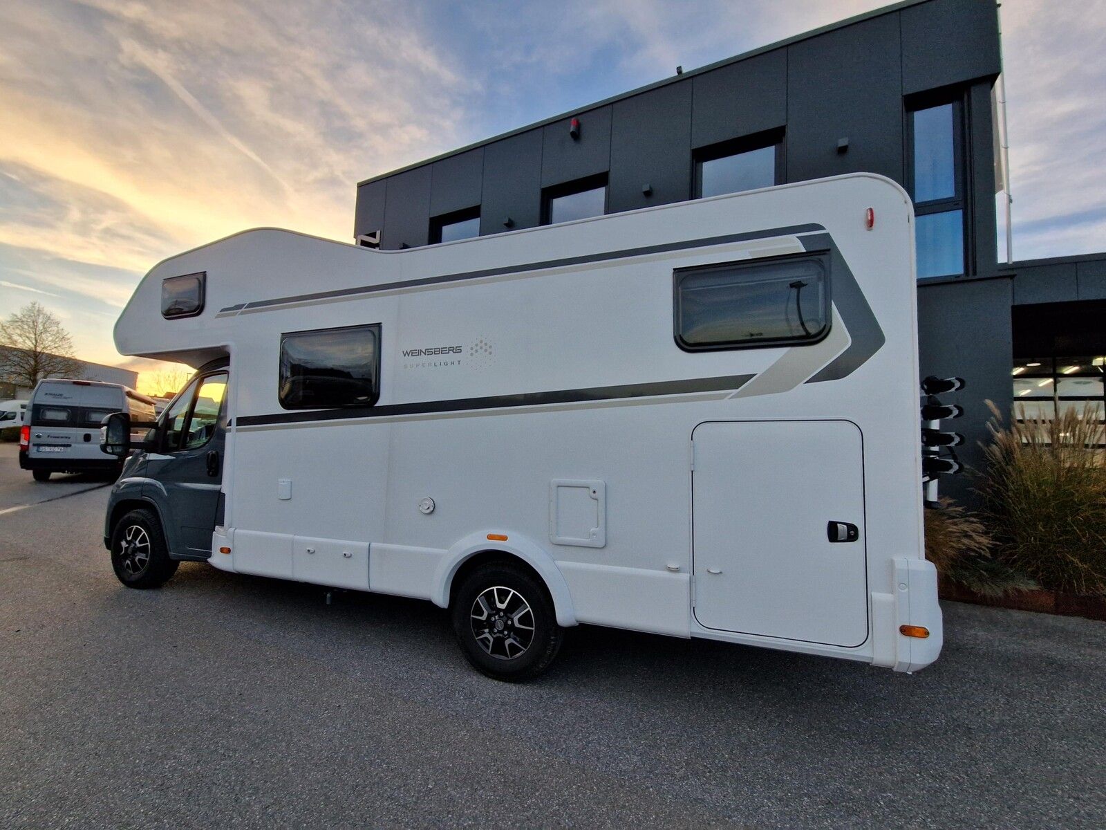 Fahrzeugabbildung Weinsberg CaraHome 650 DG