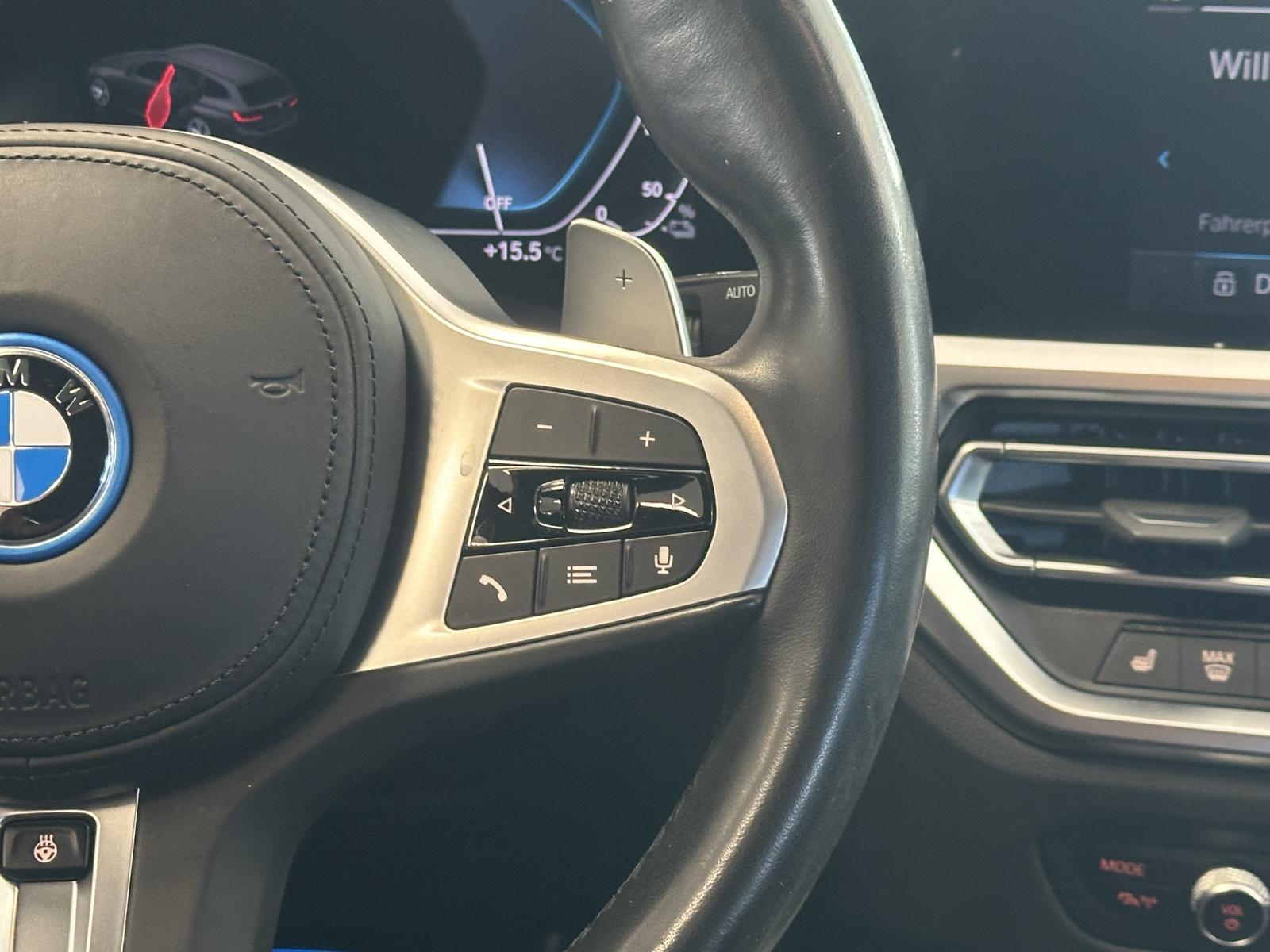 BMW 330 xDrive*M Sport*AHK*ACC*HUD*Cam*HiFi*Laser*1H