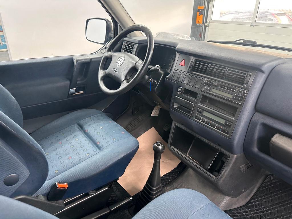 Volkswagen T4 Caravelle