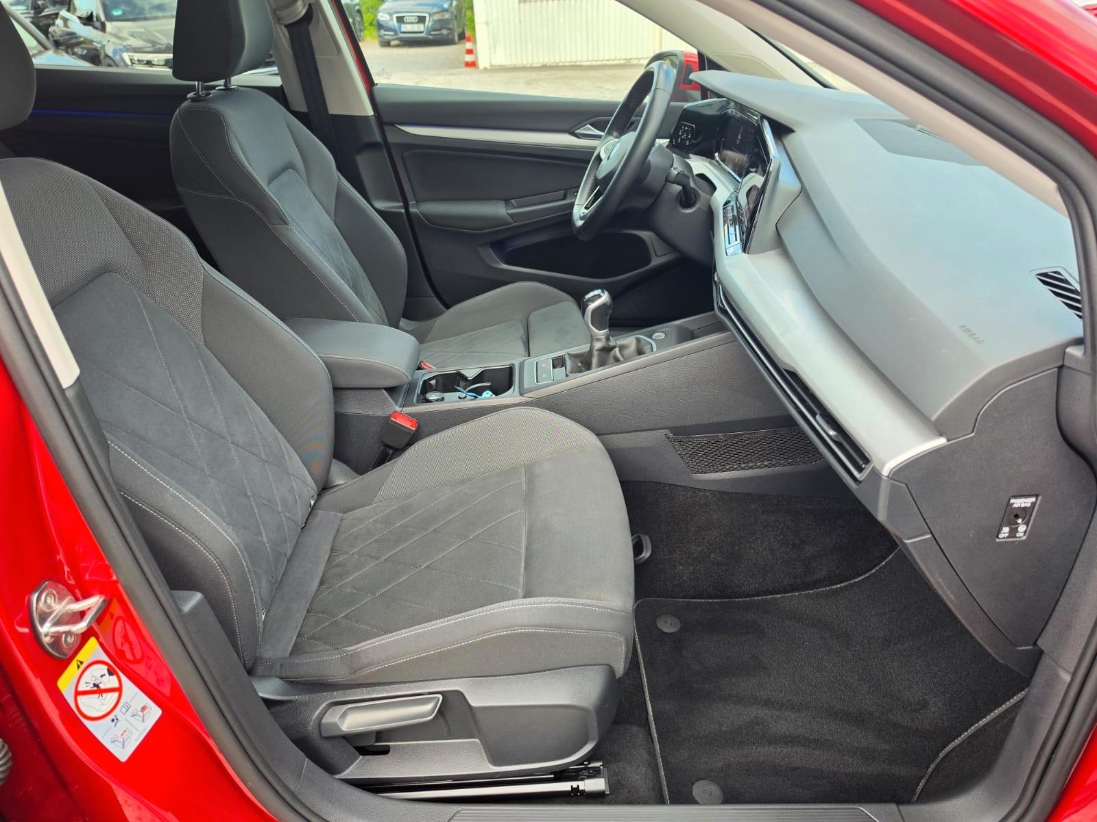 Volkswagen Golf VIII Lim. Life 1,0 TSI KeyLess*SD*Kamera, миниатюра 11