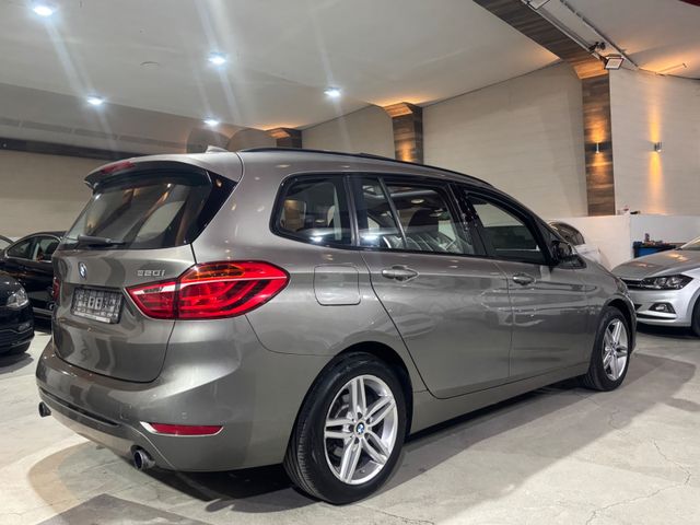 BMW 220i Aut Gran Tourer*SportLine*Pano*Led*Spur*H&K