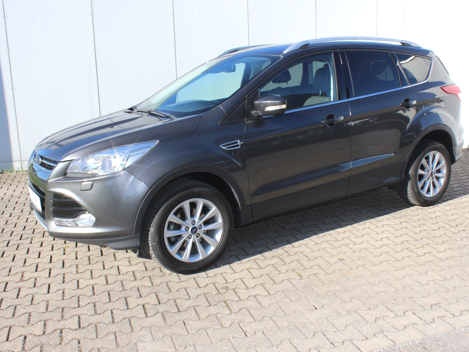 Fahrzeugabbildung Ford Kuga Titanium 1,5 EcoBoost Start/Stopp