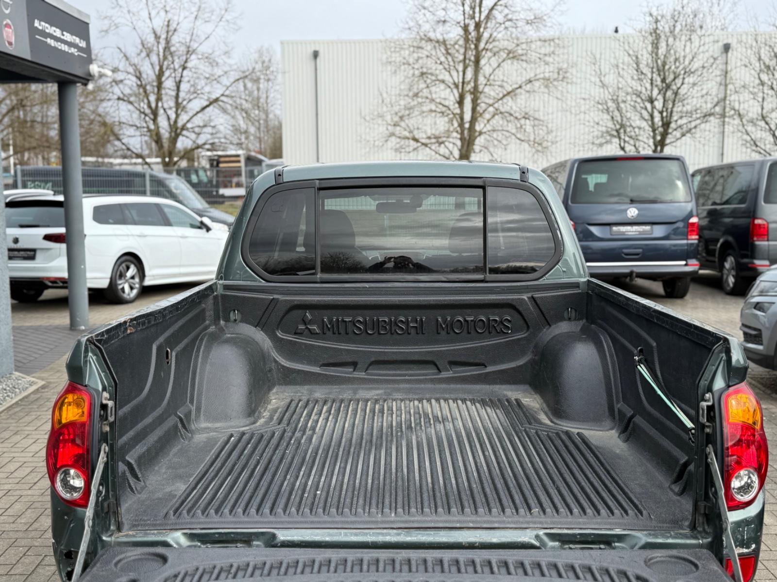 Mitsubishi L200 Intense 2.5 Doppelkabine 4WD /KLIMA/4x4/