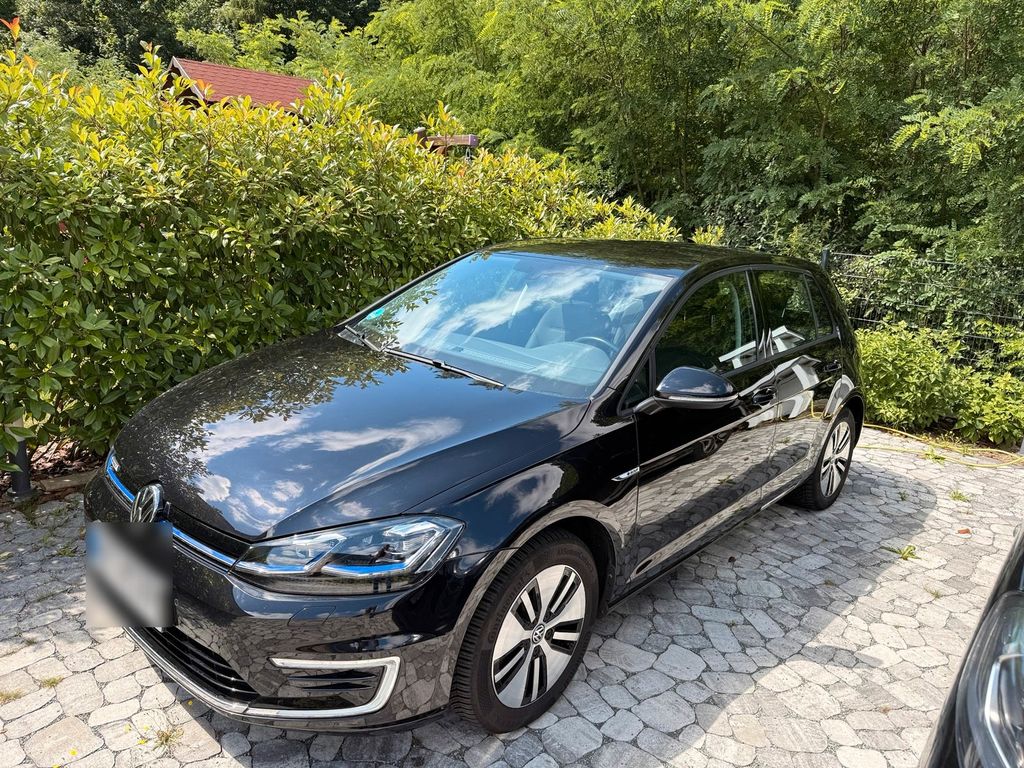 Image of Volkswagen Golf