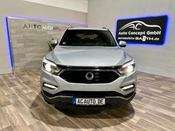 Fahrzeugabbildung Ssangyong REXTON 2.2D**SAPPHIRE**4WD**7AT**7SITZER**