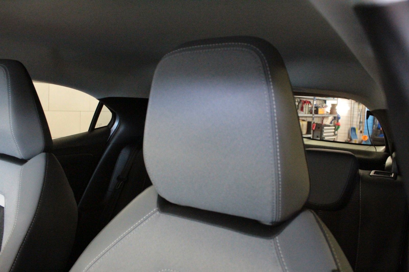 Fahrzeugabbildung Opel Mokka 1.2 Turbo 96kW Elegance Technologie-Paket