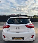 Hyundai i30 FIFA World Cup Edition - Hyundai i30: Edition