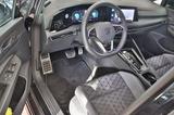 Volkswagen Golf VIII R-Line 1.5eTSI DSG+LED+KAMERA+ACC+NAVI - mit Benzin-Antrieb: Scheckheftgepflegt, Kombi, mit Klimaanlage
