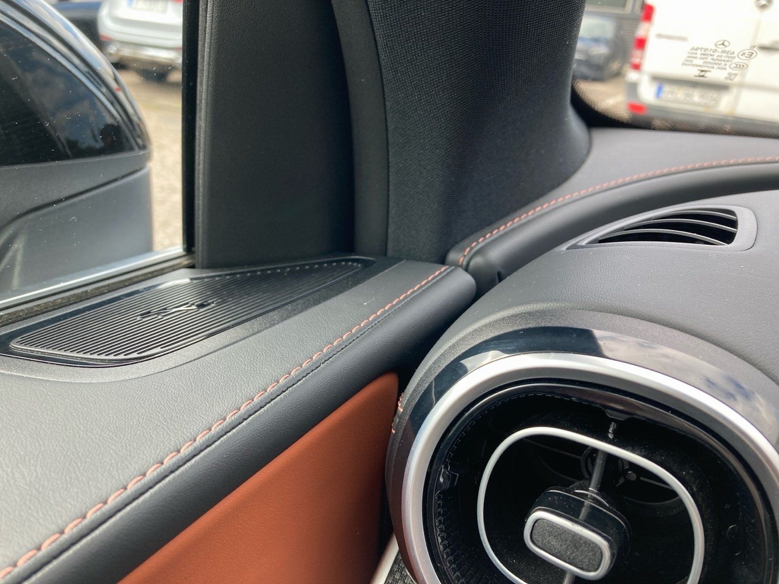 Fahrzeugabbildung Mercedes-Benz GLC 200 4M AMG*Leder*Kamera*1.Hand*LED*CarPlay*