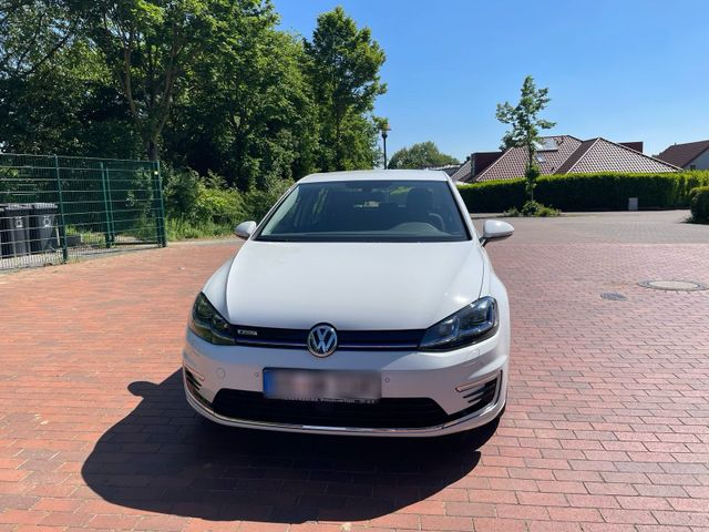 Volkswagen eGolf vollelektrisch