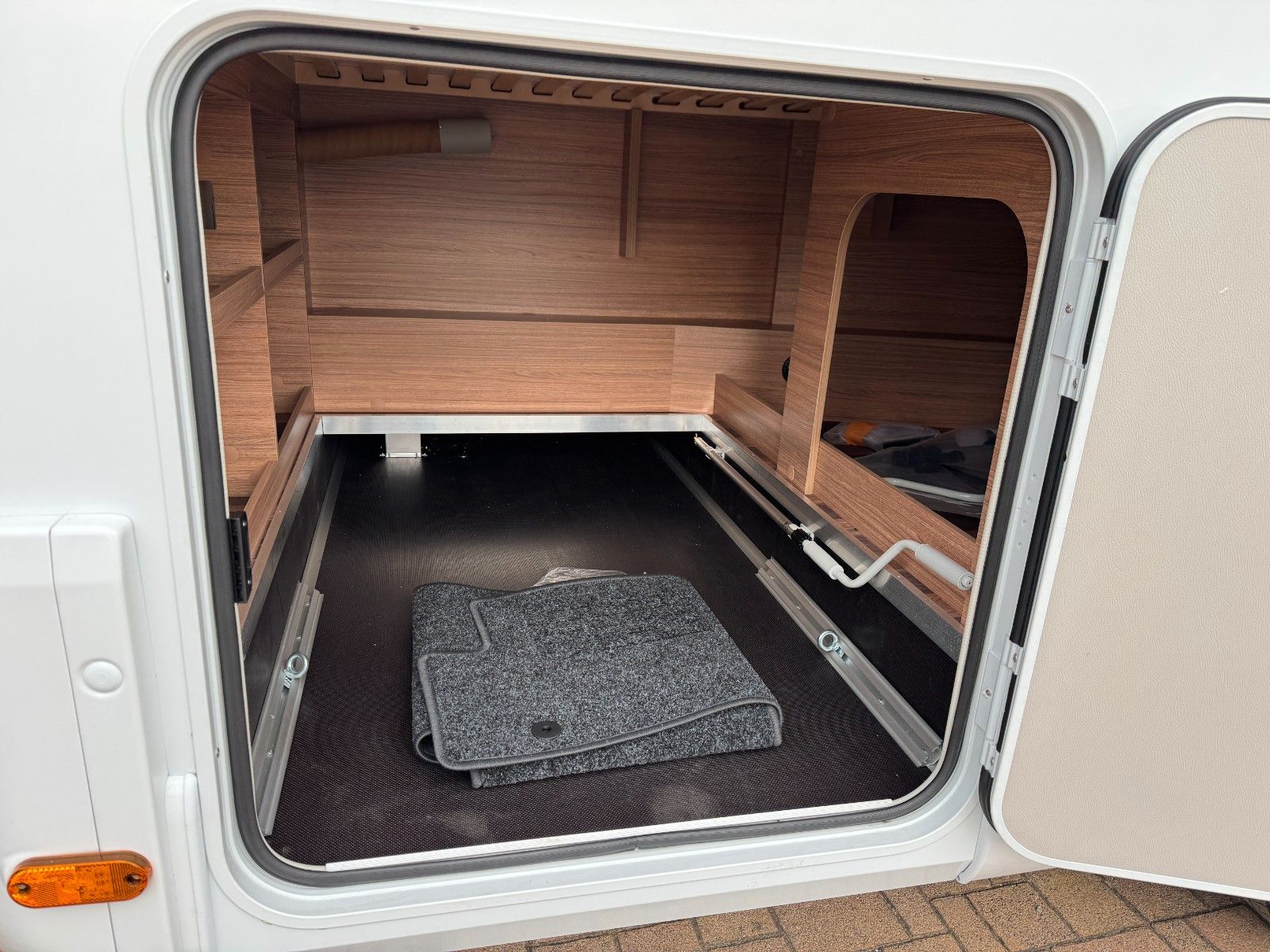 Fahrzeugabbildung Weinsberg CaraCompact 600MF PEPPER,SmartTV,TRUMA6E,uvm.