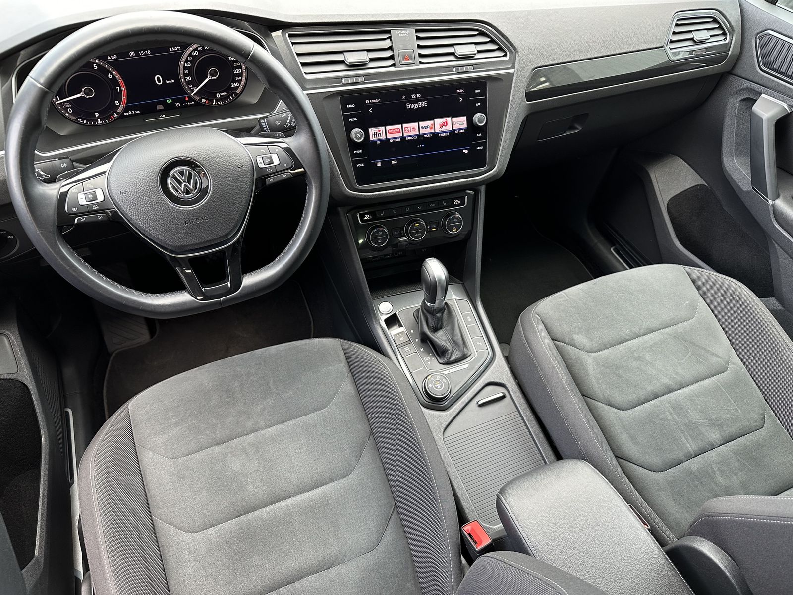 Fahrzeugabbildung Volkswagen Tiguan 2.0 TSI 4M DSG HL NAV+LED+DIGDISPLAY+ACC