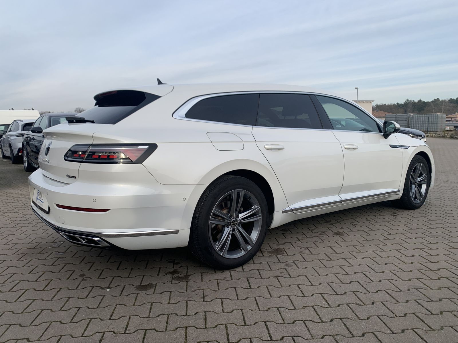 Fahrzeugabbildung Volkswagen Arteon Shooting Brake*2.0 TDI*R-Line*4M*LED*Cam*