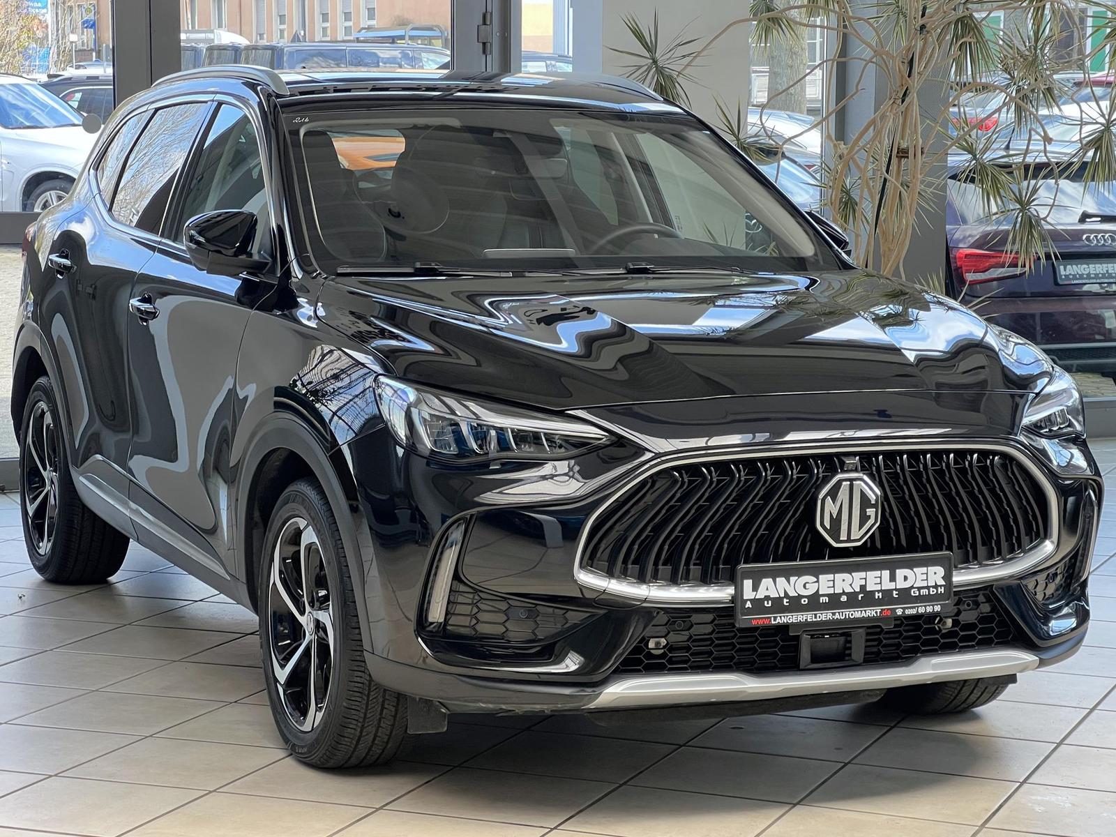 MG HSLuxury ACC 360° PANO SHZ NAV CARPLAY AMBI