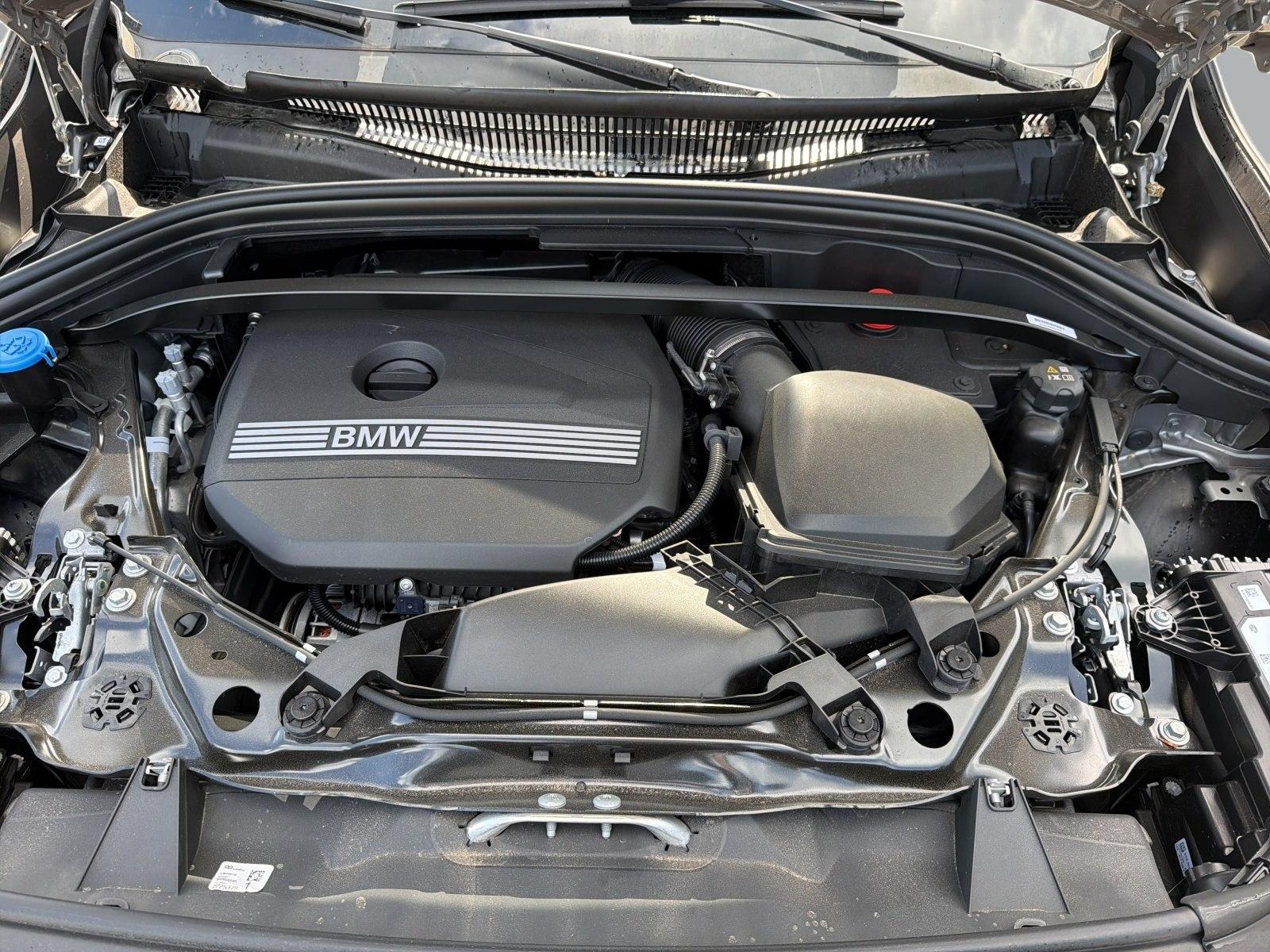 BMW X1 sDrive18i M Sportpaket | AHK PANO RFK HIFI BT