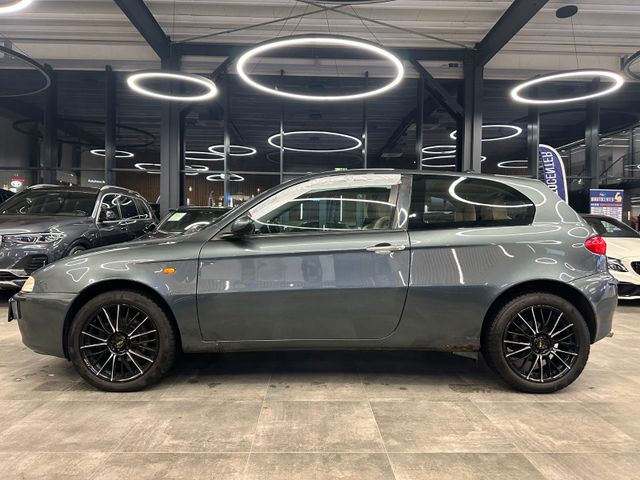 Alfa Romeo 147 1.6 16V T.Spark ECO *Klima*TÜV*CD-Player*