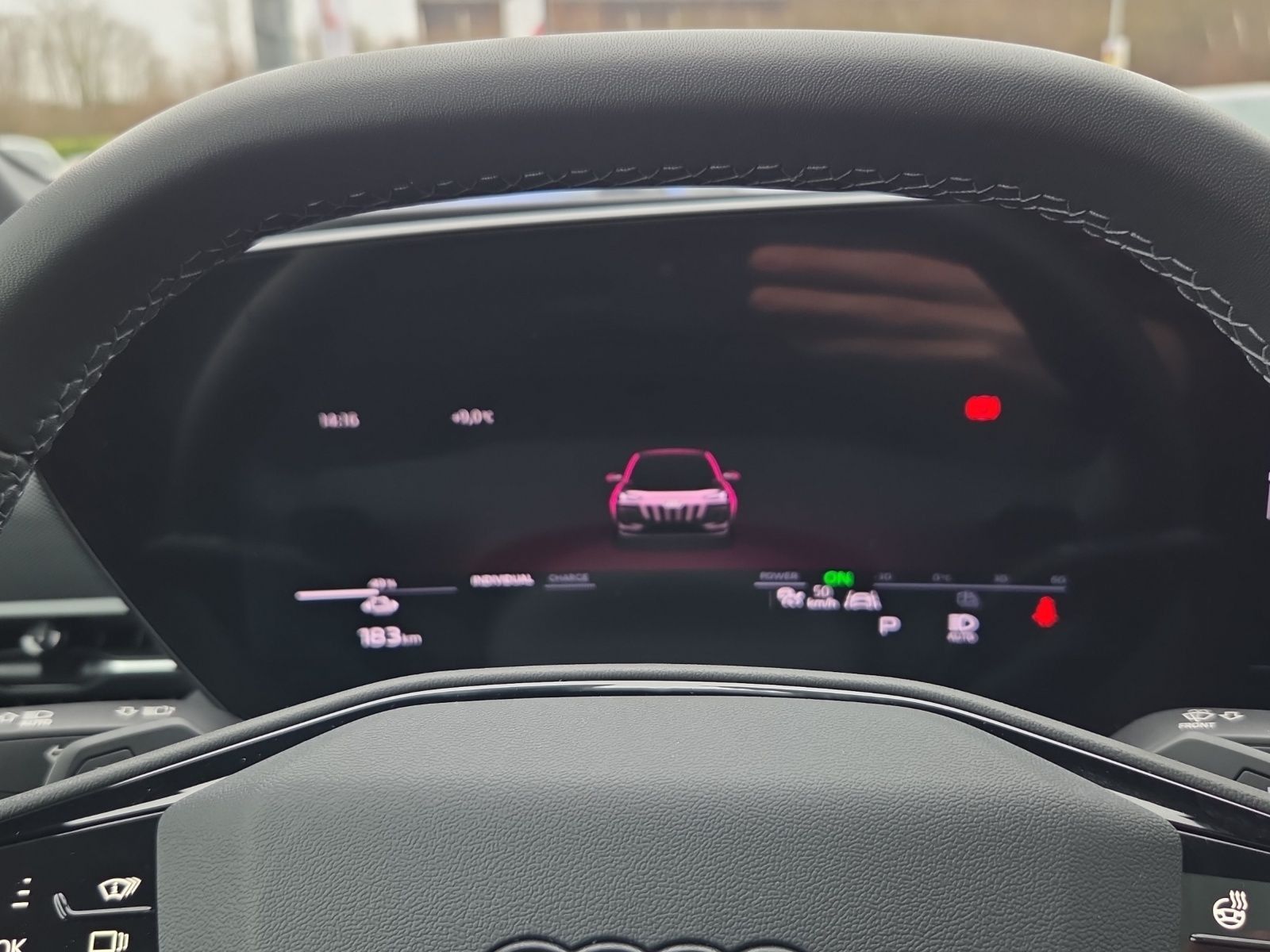 Audi SQ6 e-tron - Bild 10