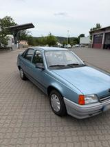 Opel Kadett 1.6i - Opel Kadett: 1.6