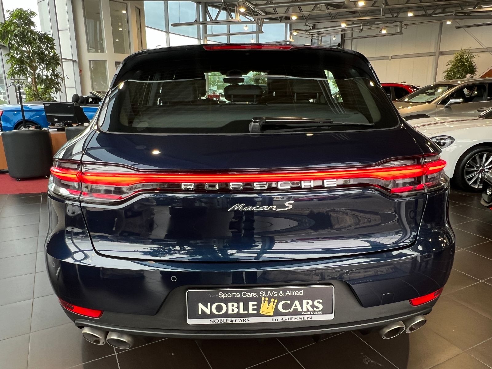 Fahrzeugabbildung Porsche Macan S Allrad PANO NAVI BOSE 21''