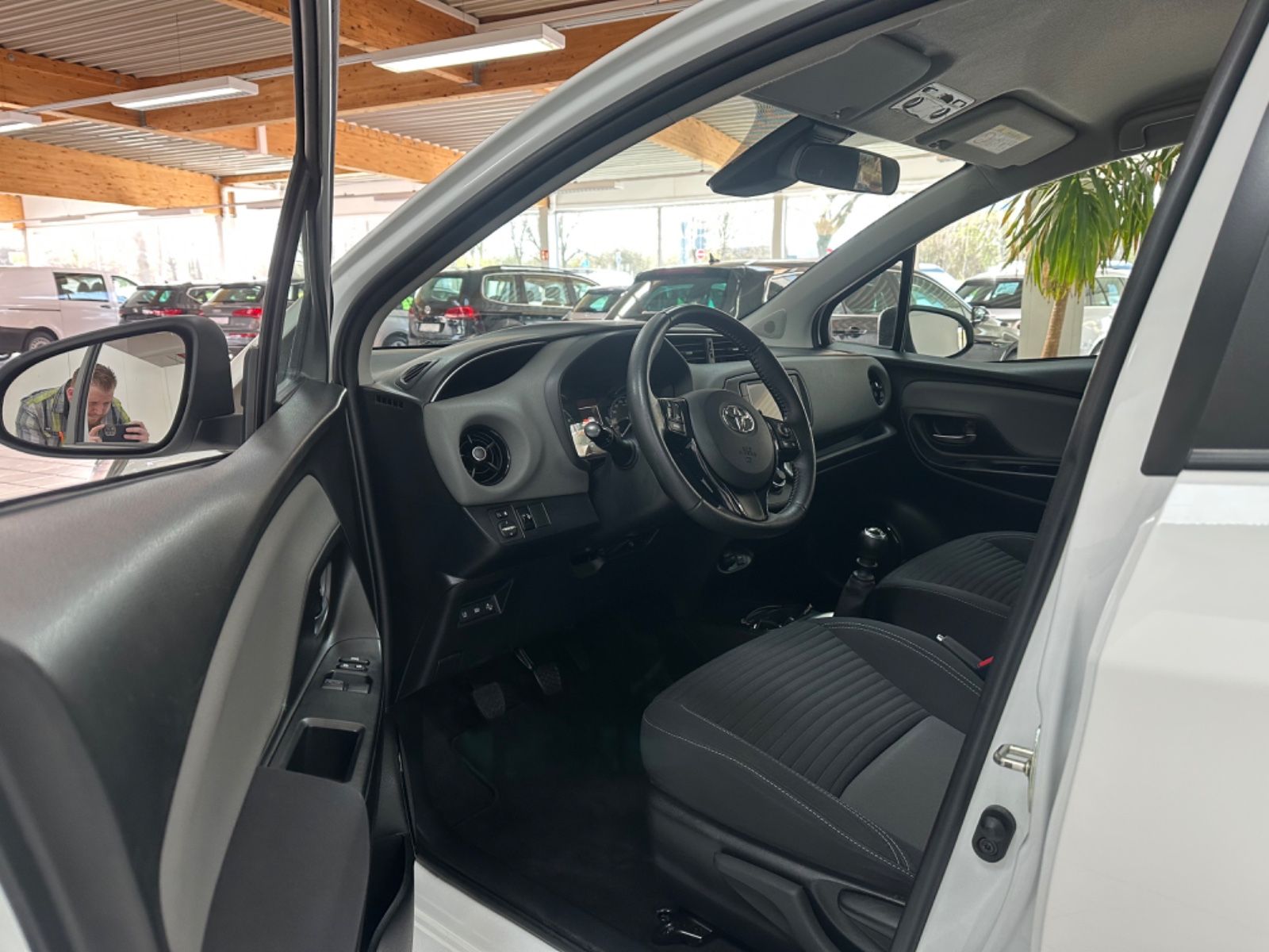 Fahrzeugabbildung Toyota Yaris Comfort*Rückfahrkamera*