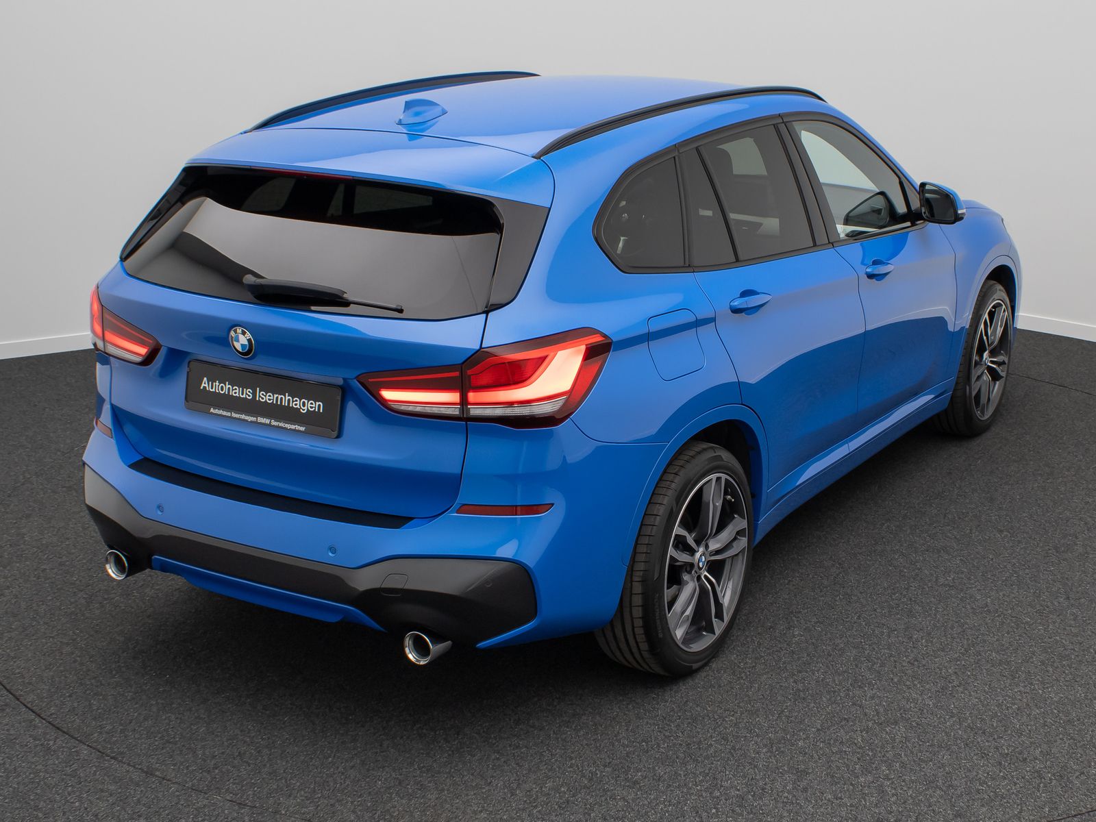 Fahrzeugabbildung BMW X1 sD18d M Sport HUD Memory LED ParkAss Komfort