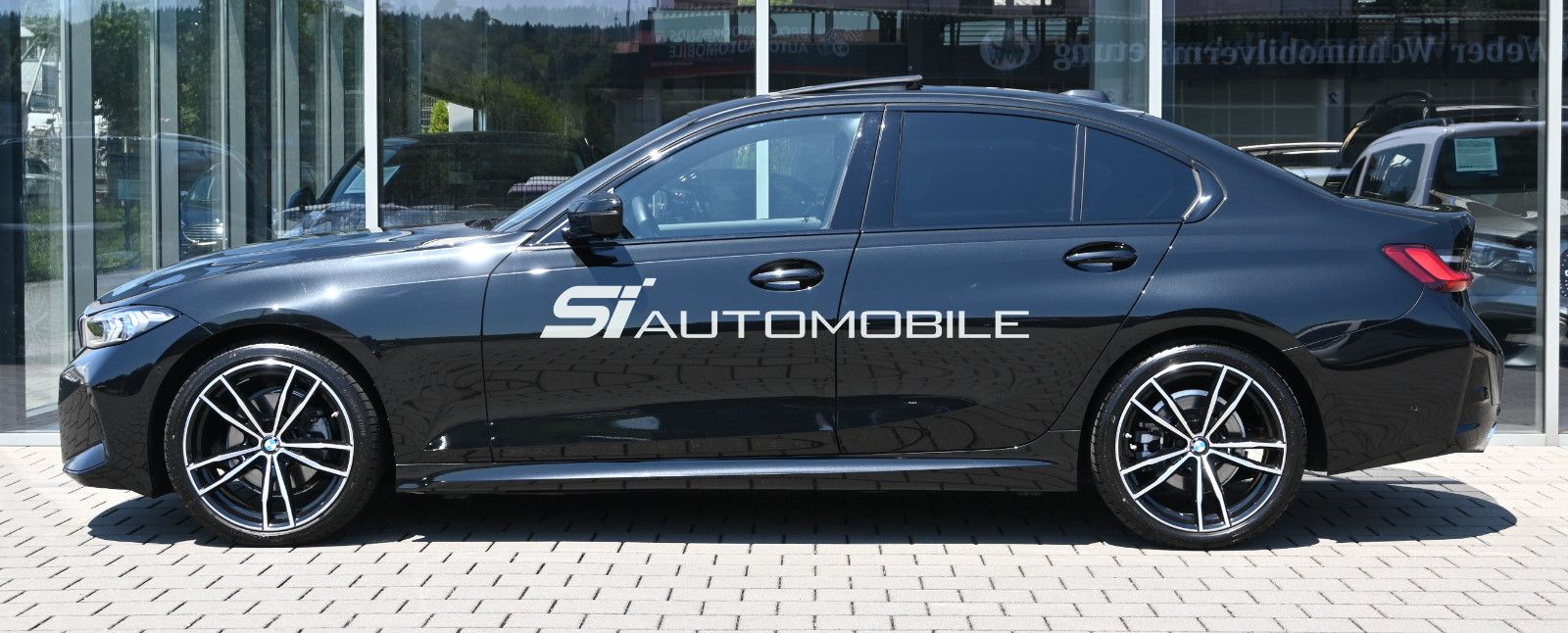 Fahrzeugabbildung BMW 320i xDr. M SPORT °UVP 76.229€°GLASDACH°STANDHZG