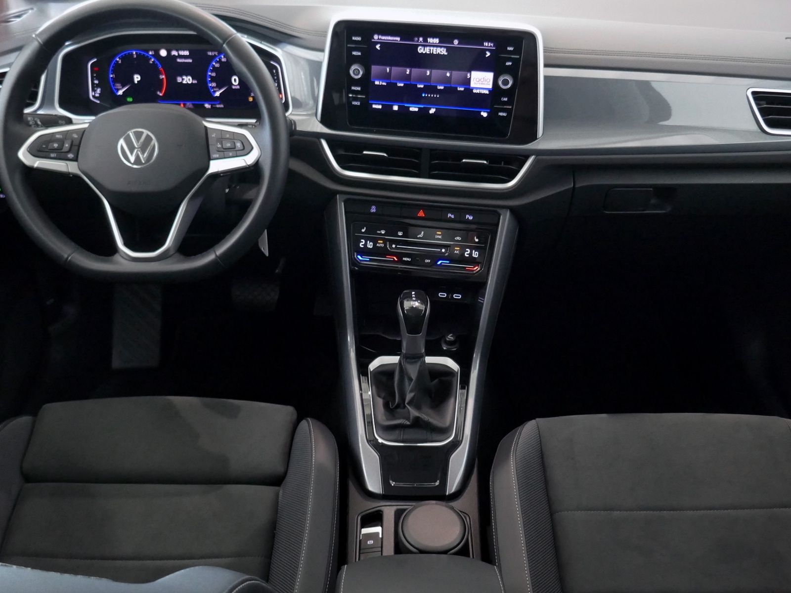 Fahrzeugabbildung Volkswagen T-Roc Style 2.0 TDI DSG | LED RFK ACC Navi