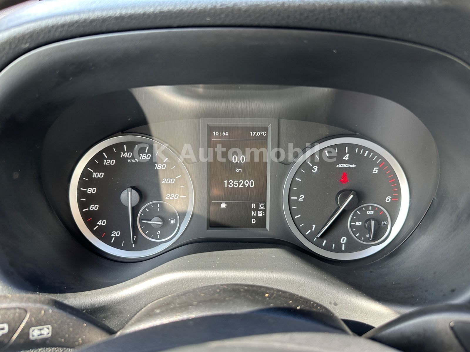 Fahrzeugabbildung Mercedes-Benz Vito Mixto 119 Lang Autom./5 Sitze/Navi/LED/AHK