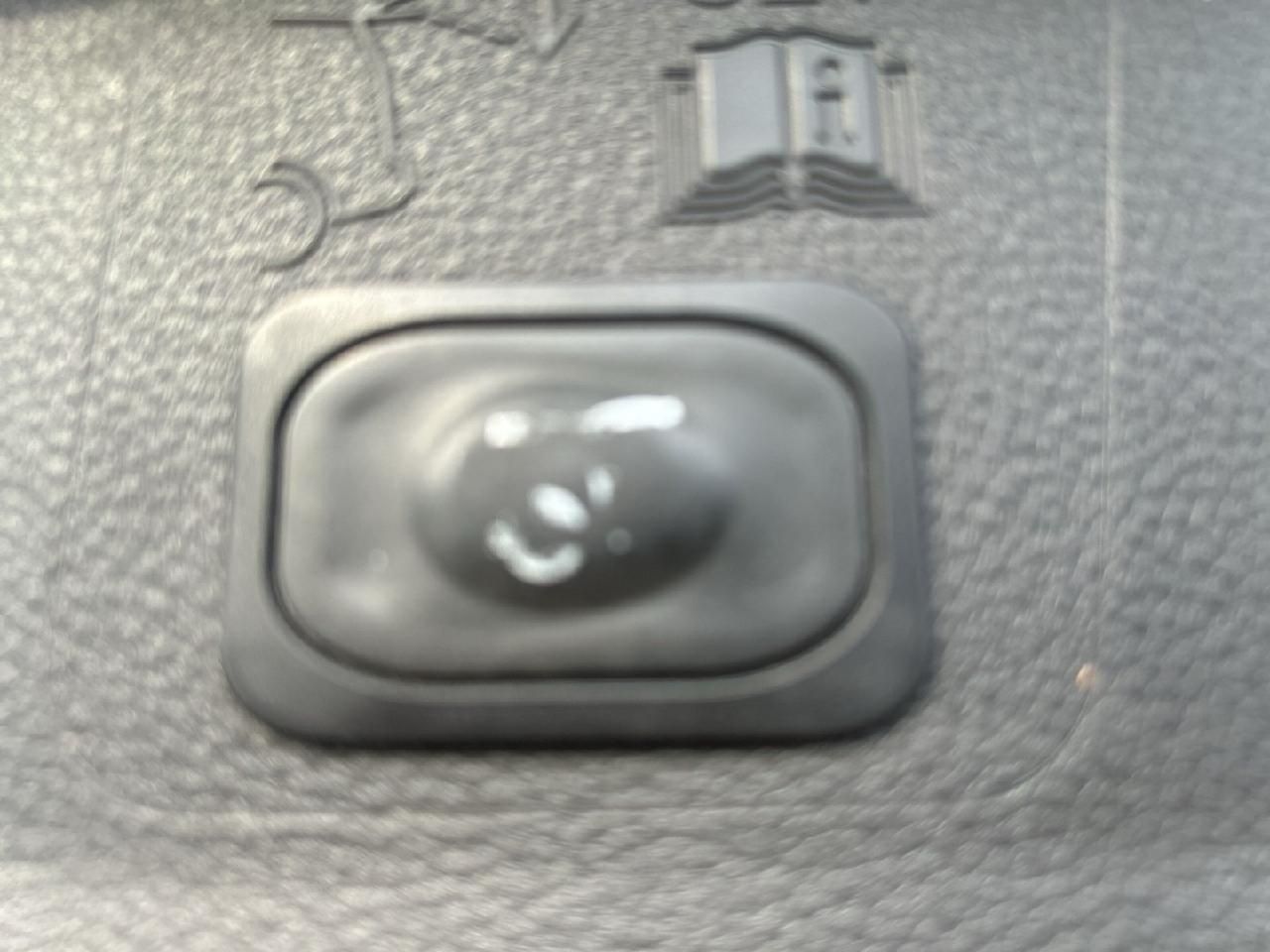 Fahrzeugabbildung Ford Kuga ST-Line, AHK