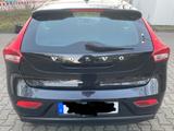 Volvo V40 T2 - Momentum Black Edition - Volvo V40 Limousine Momentum mit Benzin-Antrieb