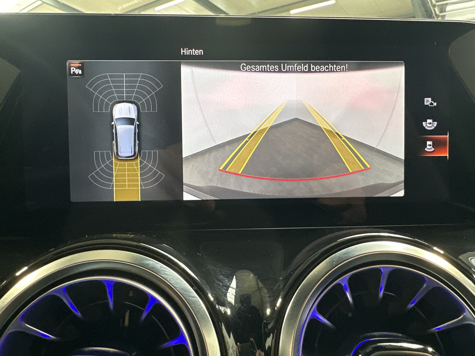 Fahrzeugabbildung Mercedes-Benz EQB 250 Progressive NAV+LED+KAMERA+PANO+VCOCKPIT