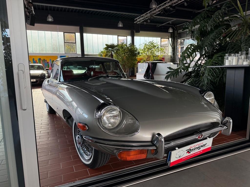 Jaguar E-Type 4,2 2+2 in absolutem TOP-Zustand H-Kennz