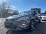 Ford Mondeo Lim. Titanium*SEHR GEPFLEGT*AUTOMATIK*PDC - Ford Mondeo aus 2011: Titanium