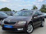 Skoda Octavia 2.0 TDI Combi Style++Finanzierung++ - Skoda Gebrauchtwagen in Gießen