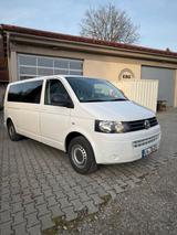 Volkswagen T5 9 Sitzer LANG 4motion