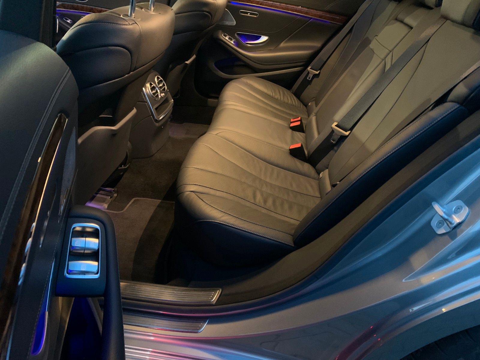Mercedes-Benz S 500 4Matic foto 4