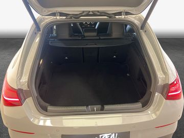 Mercedes CLA 180 Shooting Brake - 7