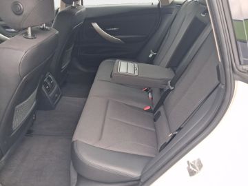 BMW 320 Gran Turismo - 12