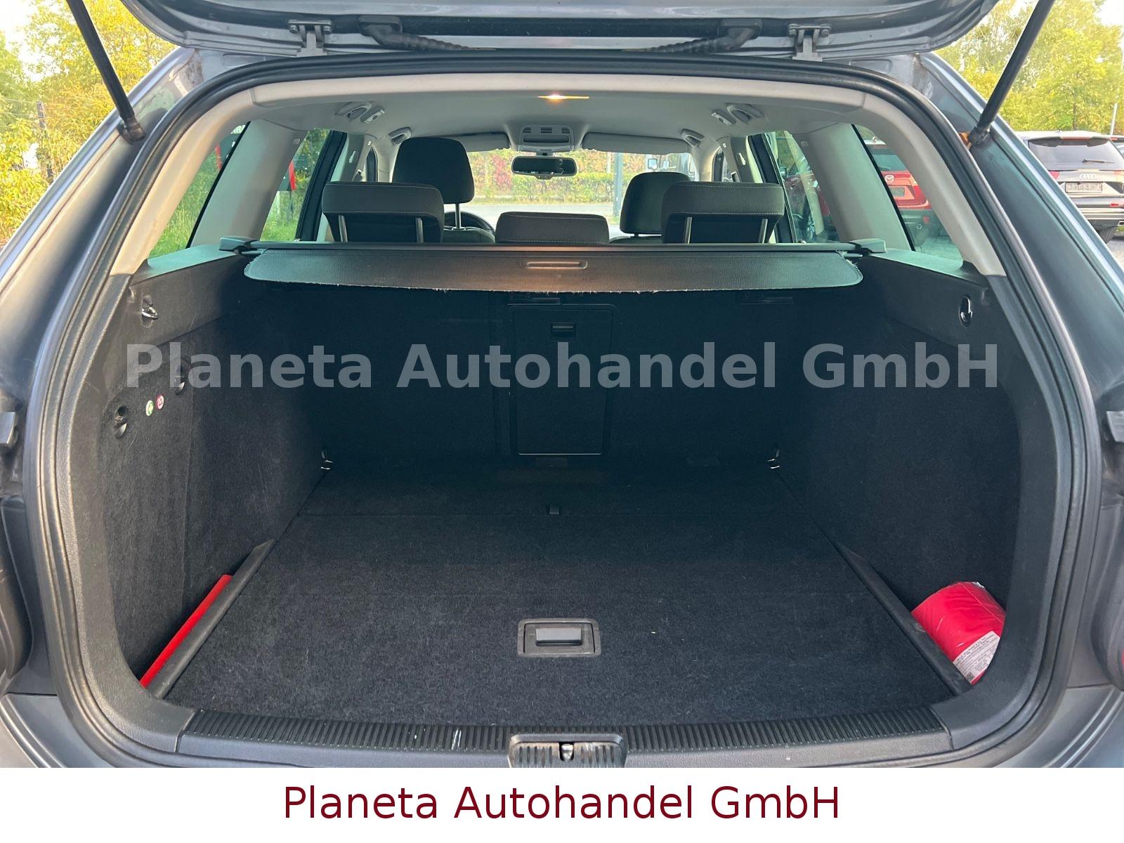 Volkswagen Golf 2011 — photo 28